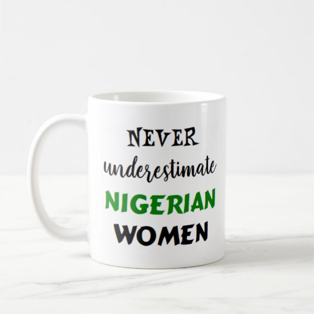 tasse à café pour femmes nigérianes (Gauche)