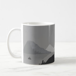 Tasse à café simple avec paysage de montagne gris