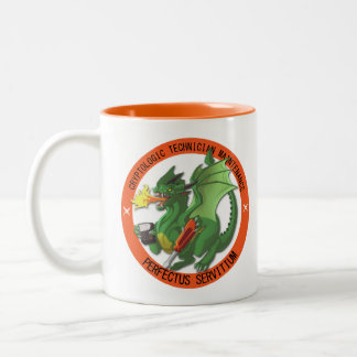 Tasse à deux tons de conception de "hommage" de