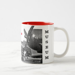Tasse à deux tons de vengeurs