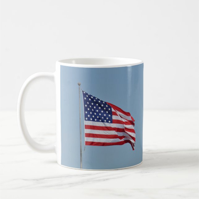 Tasse américaine de drapeau de citoyenneté (Gauche)