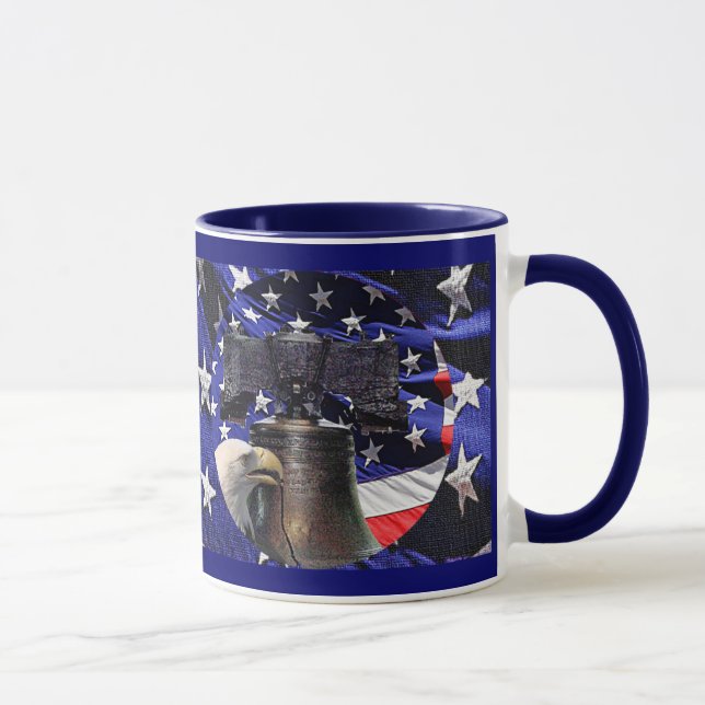 Tasse American Bald Eagle, Bell et drapeau (Droite)