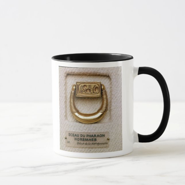 Tasse Anneau avec le joint du Général Horemheb (Droite)