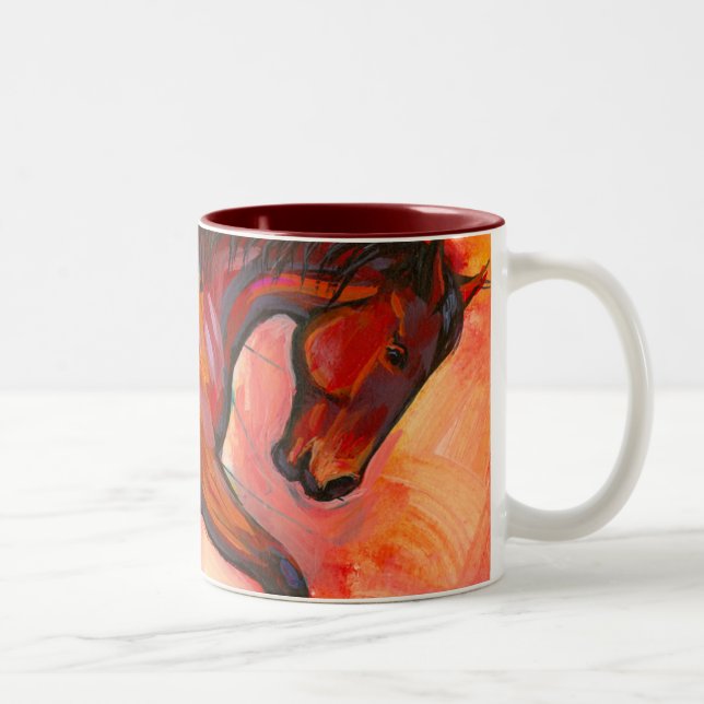 Tasse arquée de cheval de cou (Droit)