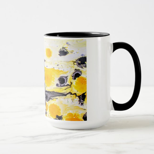 Tasse artistique jaune et noire (Droite)