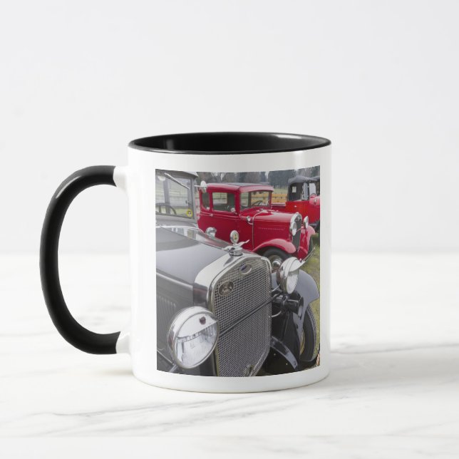 Tasse Automobiles antiques de Ford (Gauche)