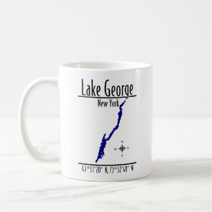 Tasse avec carte du rivage du lac George à New Yor