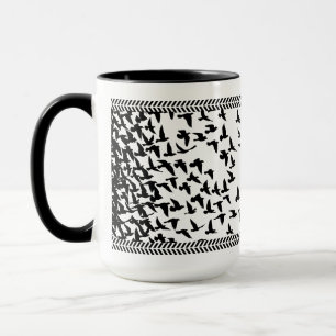 tasse avec oiseaux en noir et blanc, style classiq