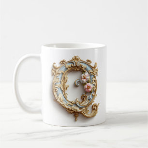 Tasse Baroque avec la lettre 'Q' pour une princess