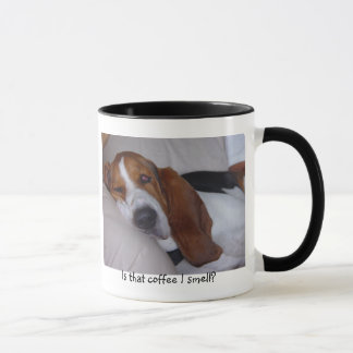 Tasse Basset Hound somnolent