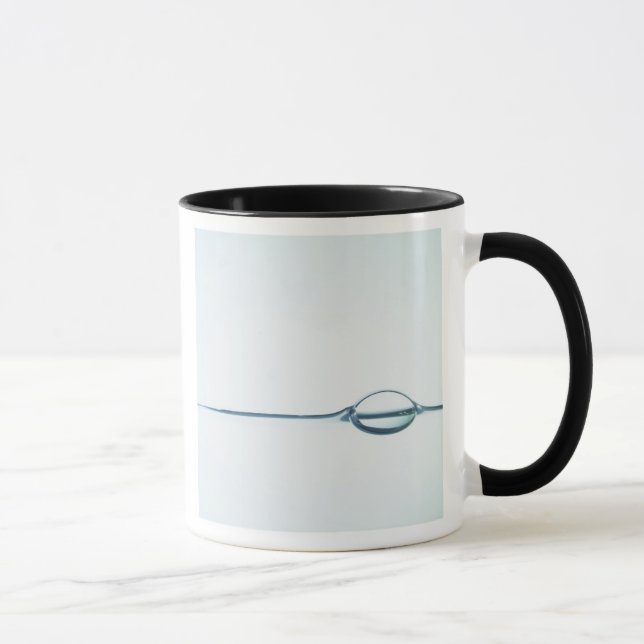 Tasse Bulles sur la surface de l'eau (Droite)
