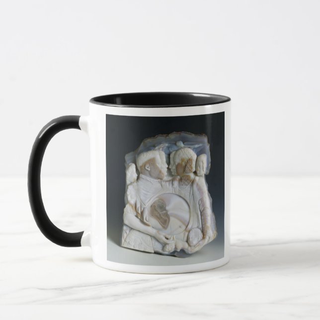Tasse Camée dépeignant Cosimo de Medici (1519-74) et (Gauche)