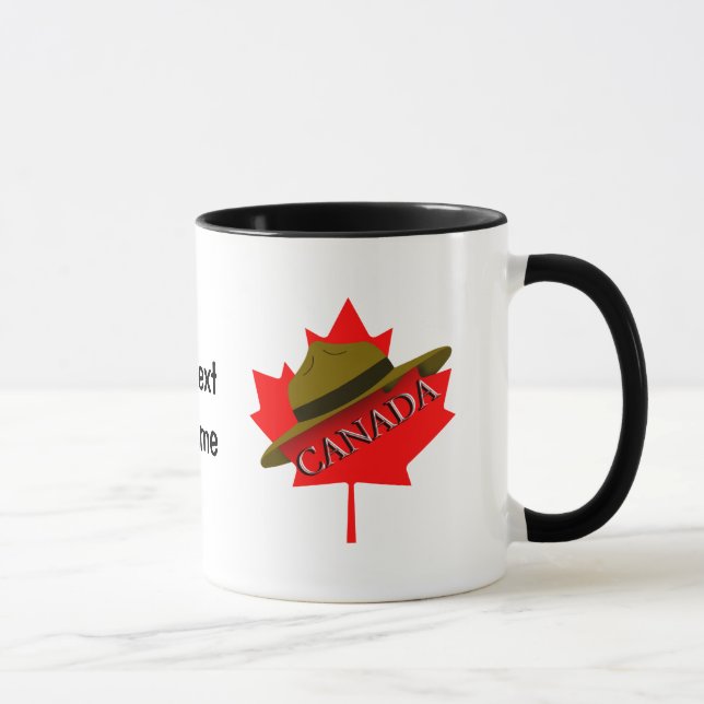 Tasse Casquette de la Gendarmerie canadienne sur la feui (Droite)