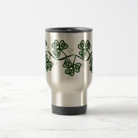 Tasse celtique de voyage de trèfle de noeud dans