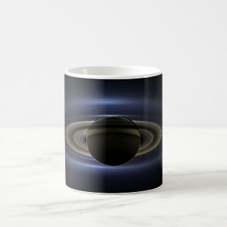 Tasse changeante de couleur de Saturn de planète