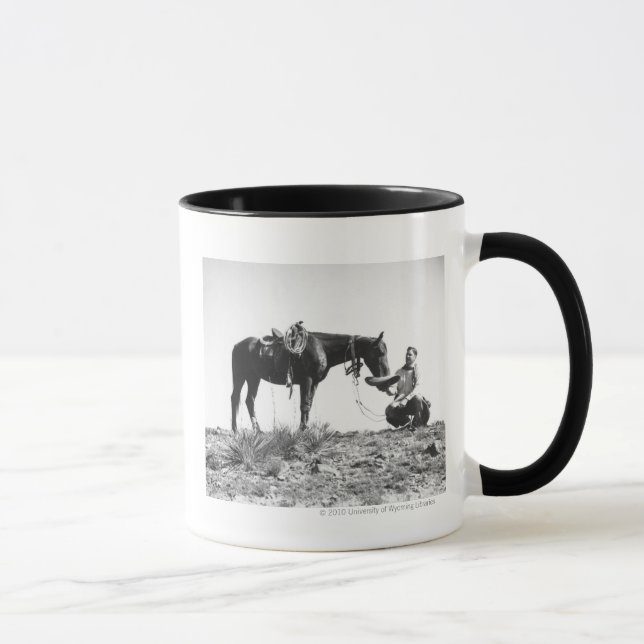 Tasse Cheval mangeant d'un chapeau de cowboy (Droite)