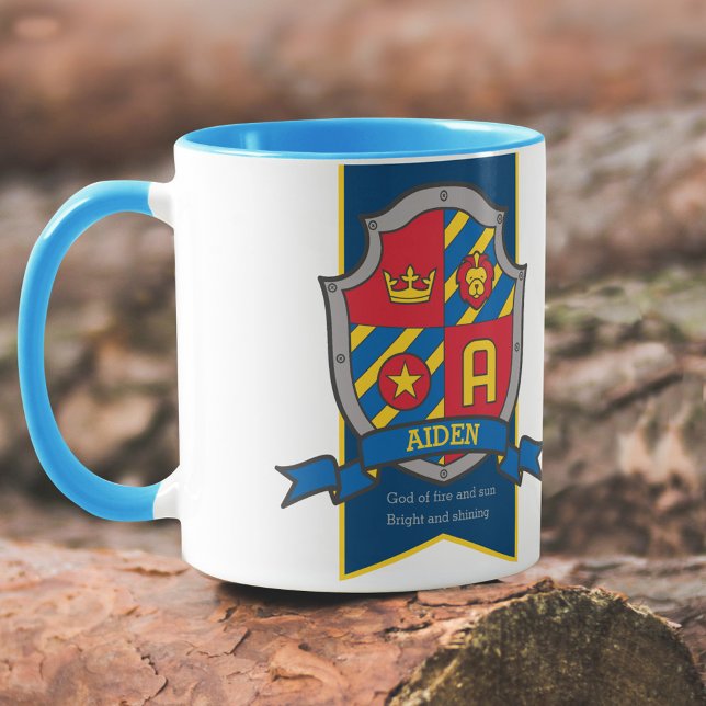 Tasse Chevalier Aiden bouclier rouge nom bleu signifiant (Créateur téléchargé)