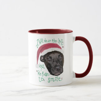 Tasse Chien contre le casquette de Noël