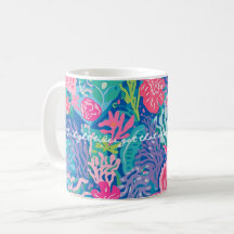 Tasse classique au graphisme élégant