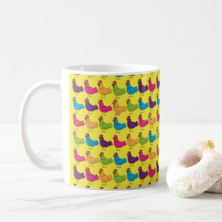 Tasse colorée de poulets