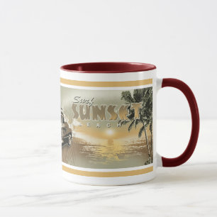 Tasse coucher du soleil de surf