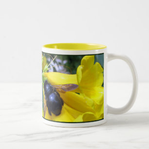 Tasse d'abeille d'Esperanza