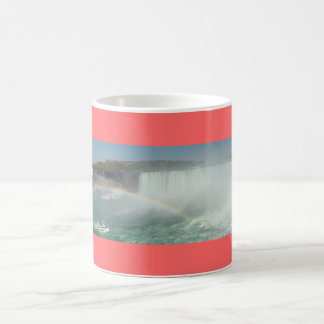 Tasse d'arc-en-ciel