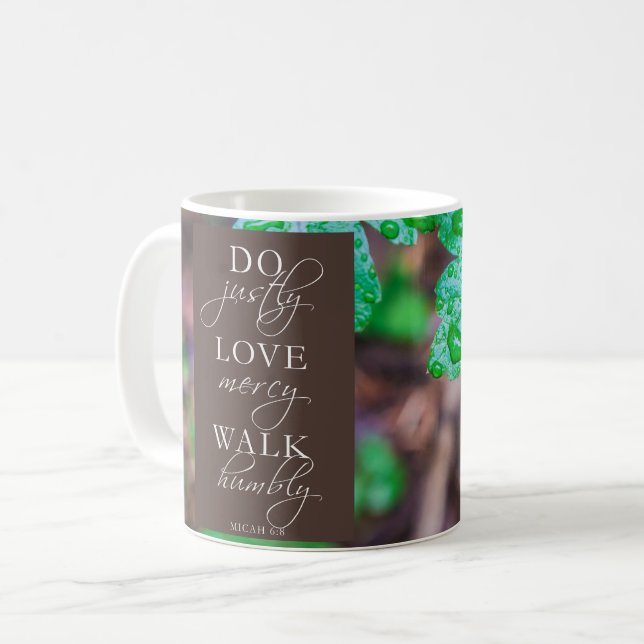 Tasse de 6:8 de Micah (Devant gauche)