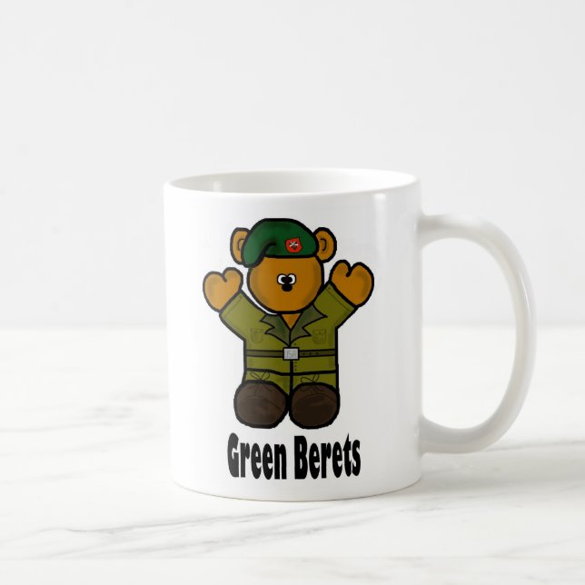 Tasse de béret vert par Brownielocks (Droite)