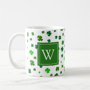 Tasse de café à monogramme initiale Shamrock irlan