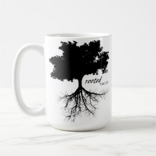 Tasse de café (arbre avec des racines)