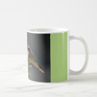 tasse de café avec le repos de colibri…