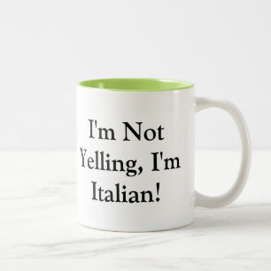 Tasse de café avec l'énonciation italienne