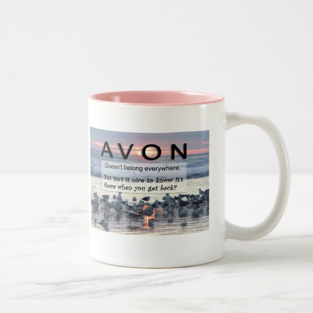 Tasse de café baguée rose d'AVON (Droit)