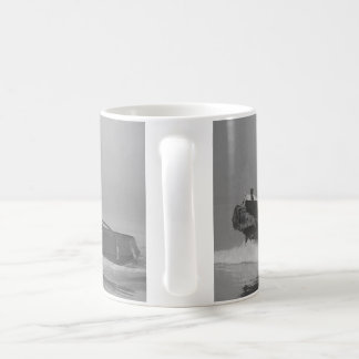 Tasse de café blanc classique dure comme