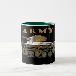 Tasse de café classique de bateau-citerne d'armée