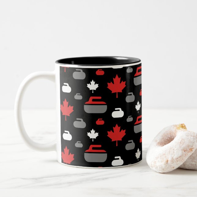 Tasse de café de bordage de roches du Canada (Avec donut)