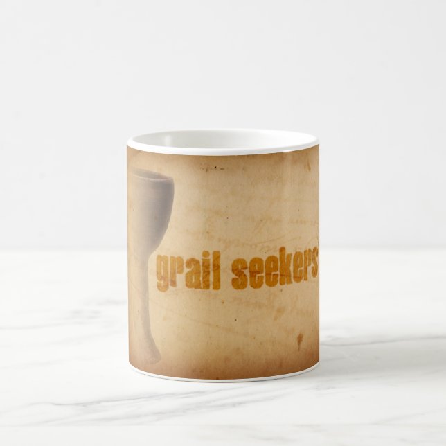 Tasse de café de chercheurs de Graal (Centre)