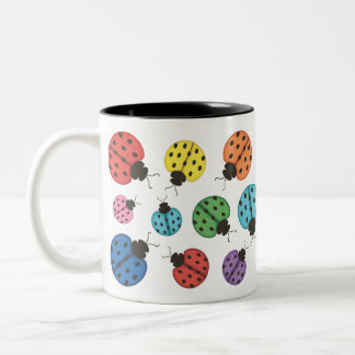 Tasse de café de coccinelles des sorts O