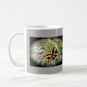 Tasse de café de cône de pin