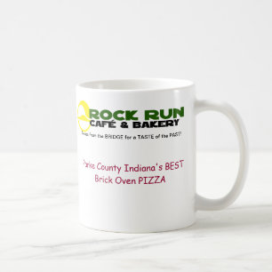 Tasse de café de course de roche et de café de