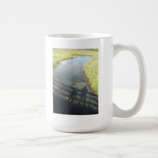 Tasse de café de réflexion de père et de fils