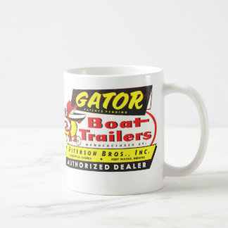 Tasse de café de remorques d'alligator
