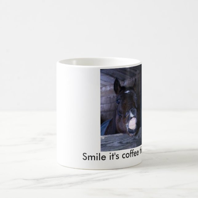 Tasse de café de sourire de cheval (Centre)