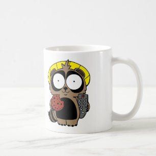 Tasse de café de Tanuki de poulet frit et de sushi