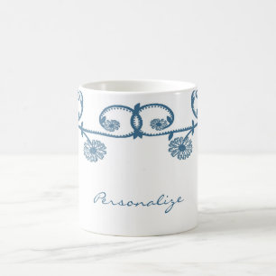 Tasse de café de vigne de marguerite bleue