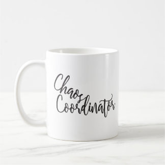 Tasse de café décorée d'un monogramme de