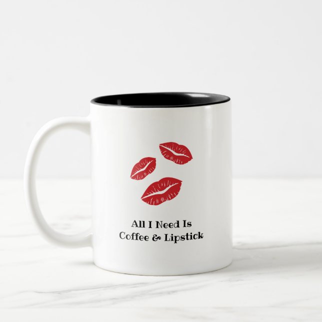 Tasse de café et de rouge à lèvres (Gauche)