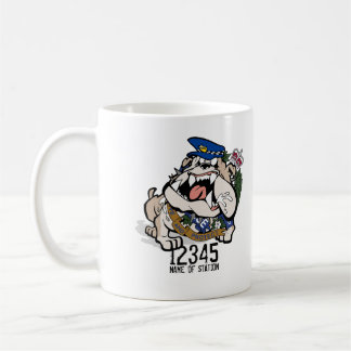 Tasse de café fâchée de chien de police de NT