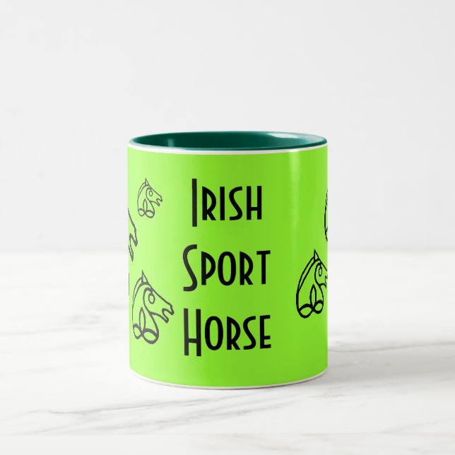 Tasse de café irlandaise de cheval de sport (Centre)